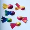 Anleitung Regenbogenfisch mit gewebter Flosse